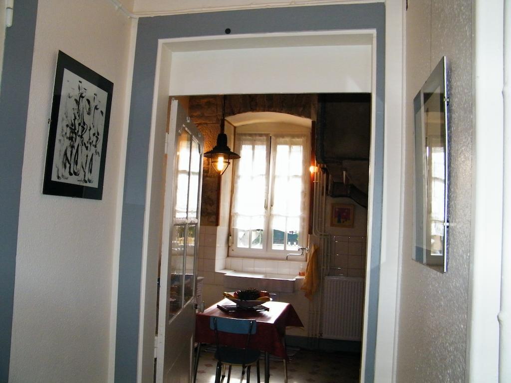 Villa Des Capucins Luxeuil-les-Bains Szoba fotó