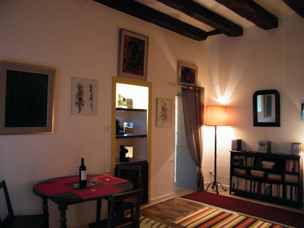 Villa Des Capucins Luxeuil-les-Bains Szoba fotó