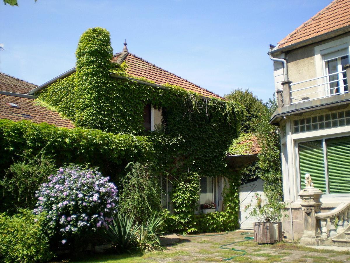 Villa Des Capucins Luxeuil-les-Bains Kültér fotó
