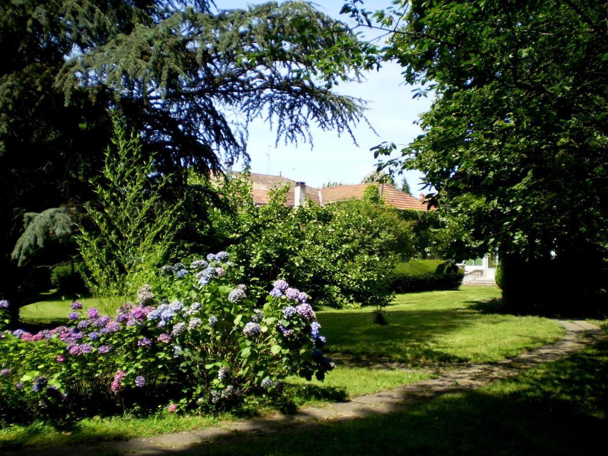 Villa Des Capucins Luxeuil-les-Bains Kültér fotó